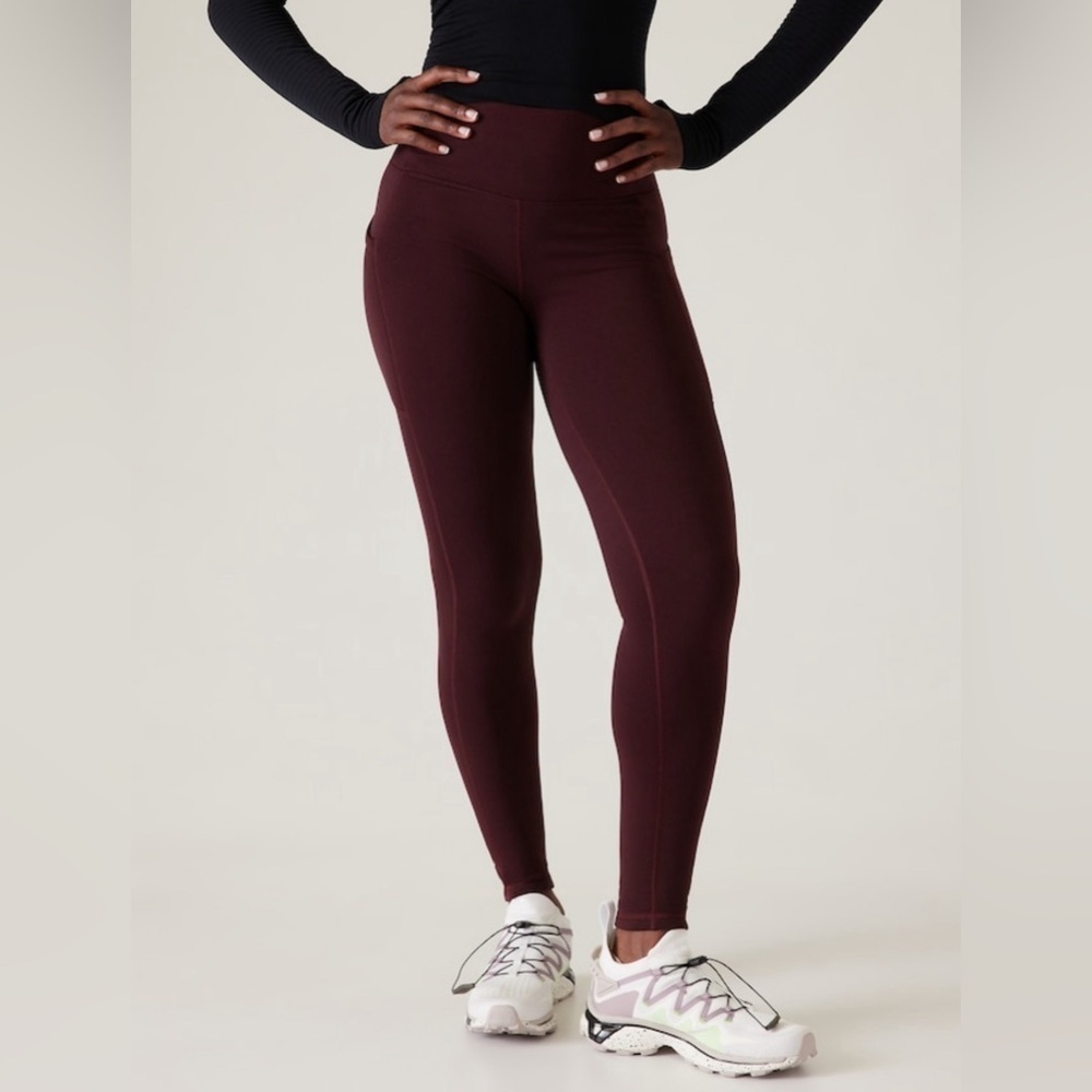 NWT Athleta Altitude Stash Tight in Polartec Powerstretch Cabernet Size XXS